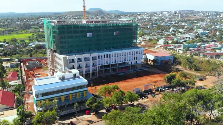 Nâng cao chất lượng khám chữa bệnh khu vực Tây Nguyên - Ảnh 1. Nâng cao chất lượng khám chữa bệnh khu vực Tây Nguyên - Ảnh 1.