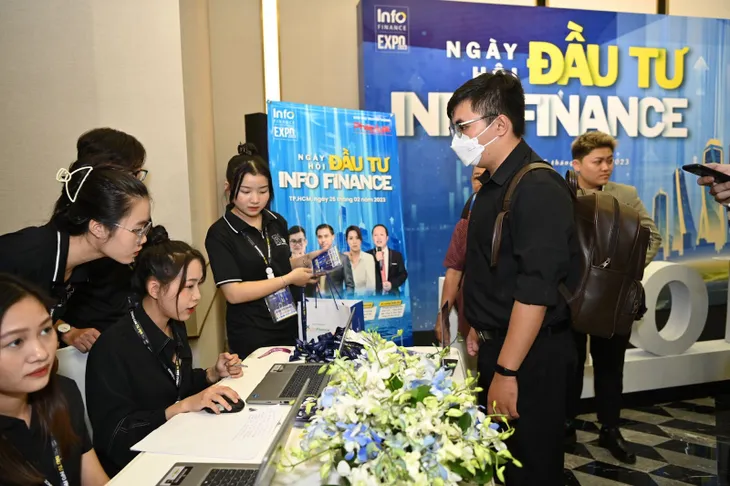 Khai mạc Triển lãm Ngày Hội Đầu Tư - Info Finance và Những Điều Không Thể Bỏ Lỡ - Ảnh 6. Khai mạc Triển lãm Ngày Hội Đầu Tư - Info Finance và Những Điều Không Thể Bỏ Lỡ - Ảnh 6.