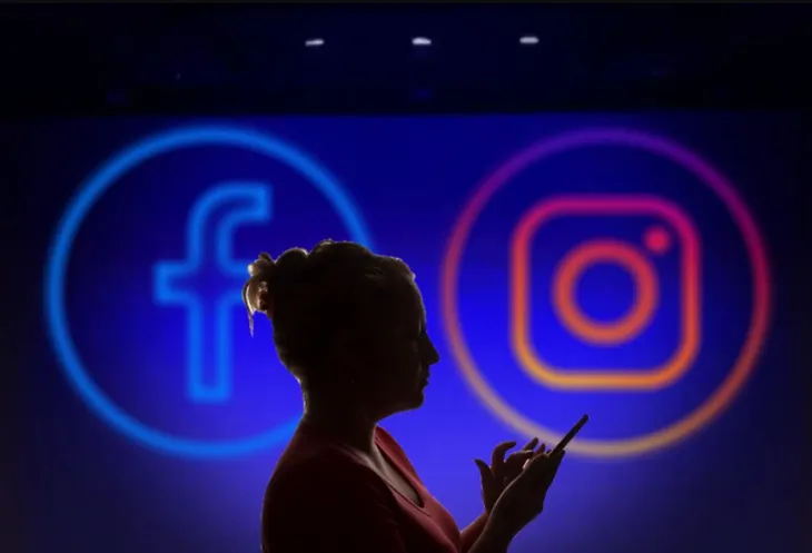 Facebook bán tích xanh gần 300.000/tháng: “Bờ xôi, ruộng mật” hay con dao 2 lưỡi? - Ảnh 4. Facebook bán tích xanh gần 300.000/tháng: “Bờ xôi, ruộng mật” hay con dao 2 lưỡi? - Ảnh 4.