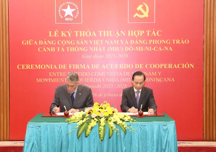 Lễ ký thỏa thuận hợp tác với Đảng Phong trào Cánh tả Thống nhất Dominica - Ảnh 1. Lễ ký thỏa thuận hợp tác với Đảng Phong trào Cánh tả Thống nhất Dominica - Ảnh 1.