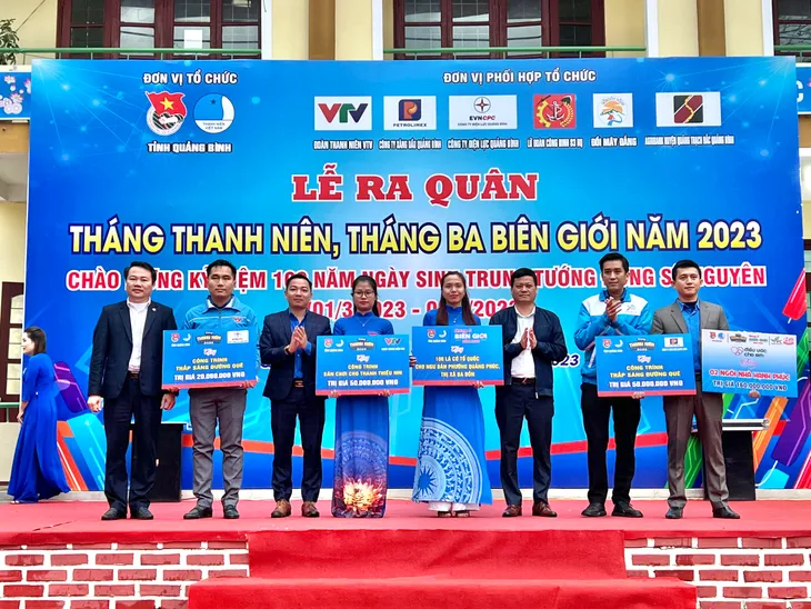 Sôi nổi Lễ ra quân Tháng thanh niên, Tháng 3 biên giới năm 2023 - Ảnh 1. Sôi nổi Lễ ra quân Tháng thanh niên, Tháng 3 biên giới năm 2023 - Ảnh 1.
