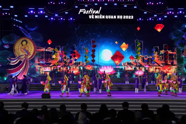 Trao Bằng công nhận 3 bảo vật quốc gia tại Festival Về miền Quan họ - 2023 - Ảnh 3. Trao Bằng công nhận 3 bảo vật quốc gia tại Festival Về miền Quan họ - 2023 - Ảnh 3.