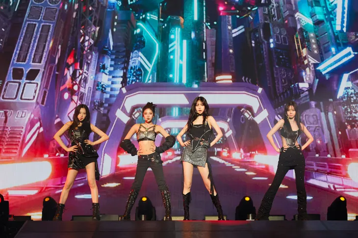 aespa làm concert đầu tiên trong sự nghiệp với 10.000 khán giả - Ảnh 1. aespa làm concert đầu tiên trong sự nghiệp với 10.000 khán giả - Ảnh 1.