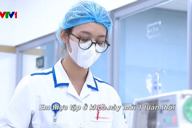 Đêm trắng ở bệnh viện Bạch Mai - Ảnh 2. Đêm trắng ở bệnh viện Bạch Mai - Ảnh 2.