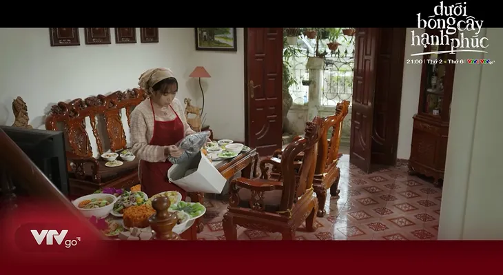 Dưới bóng cây hạnh phúc - Tập 26: Son mắc bệnh nặng? - Ảnh 2. Dưới bóng cây hạnh phúc - Tập 26: Son mắc bệnh nặng? - Ảnh 2.