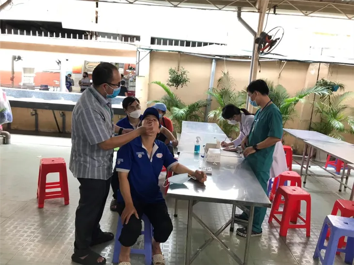 Nhận định ban đầu về nguyên nhân gây sốt ở một số học sinh của 2 trường trung học cơ sở tại TP. Hồ Chí Minh - Ảnh 1. Nhận định ban đầu về nguyên nhân gây sốt ở một số học sinh của 2 trường trung học cơ sở tại TP. Hồ Chí Minh - Ảnh 1.