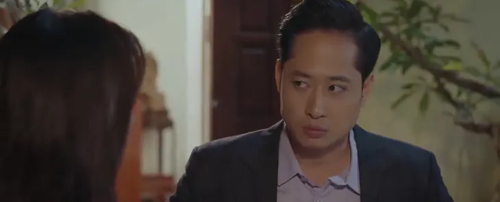 Dưới bóng cây hạnh phúc - Tập 25: Vợ say xỉn đi đánh ghen, chồng nghiến răng kèn kẹt mắng ngược - Ảnh 5. Dưới bóng cây hạnh phúc - Tập 25: Vợ say xỉn đi đánh ghen, chồng nghiến răng kèn kẹt mắng ngược - Ảnh 5.