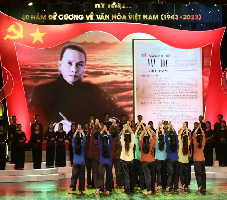 Chương trình nghệ thuật kỷ niệm 80 năm Đề cương về văn hóa Việt Nam – Những dấu ấn lịch sử - Ảnh 9. Chương trình nghệ thuật kỷ niệm 80 năm Đề cương về văn hóa Việt Nam – Những dấu ấn lịch sử - Ảnh 9.
