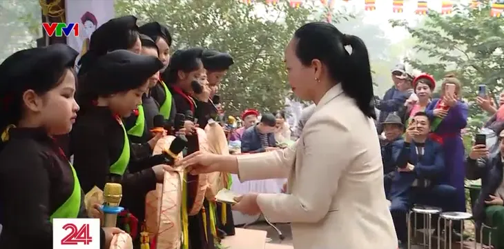 Muôn kiểu xin - cho dịp đi lễ đầu năm - Ảnh 10. Muôn kiểu xin - cho dịp đi lễ đầu năm - Ảnh 10.