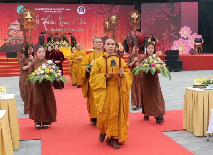 Hội xuân Chùa Tam Chúc: Tôn vinh nét đẹp văn hóa truyền thống về nguồn cội - Ảnh 2. Hội xuân Chùa Tam Chúc: Tôn vinh nét đẹp văn hóa truyền thống về nguồn cội - Ảnh 2.