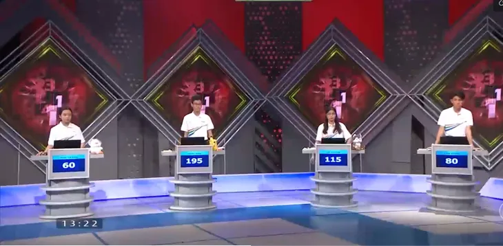 Đường lên đỉnh Olympia 23: Nữ sinh Hà Nội bằng điểm nam sinh Bình Định phút áp chót, cuộc Về đích cực gay cấn - Ảnh 5. Đường lên đỉnh Olympia 23: Nữ sinh Hà Nội bằng điểm nam sinh Bình Định phút áp chót, cuộc Về đích cực gay cấn - Ảnh 5.