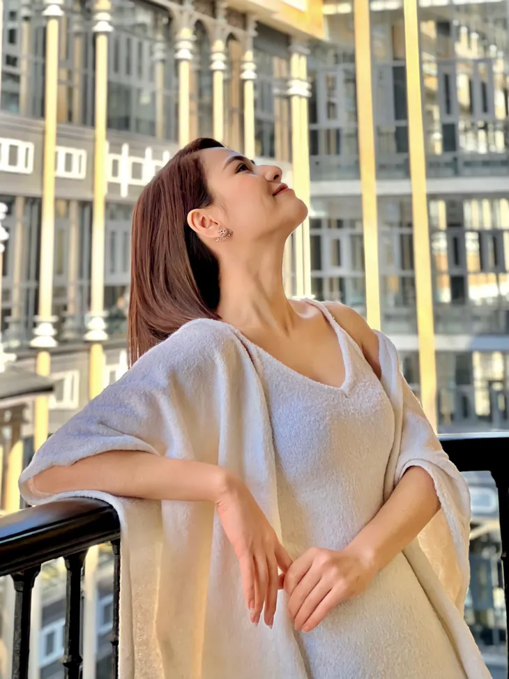 Diễn viên Việt tuần qua: Thùy Anh có sinh nhật đáng nhớ, Quỳnh Nga khoe dáng cực thon - Ảnh 11. Diễn viên Việt tuần qua: Thùy Anh có sinh nhật đáng nhớ, Quỳnh Nga khoe dáng cực thon - Ảnh 11.