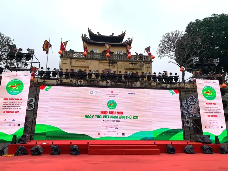Ngày thơ Việt Nam 2023: Lan toả tình yêu thơ ca - Ảnh 12. Ngày thơ Việt Nam 2023: Lan toả tình yêu thơ ca - Ảnh 12.