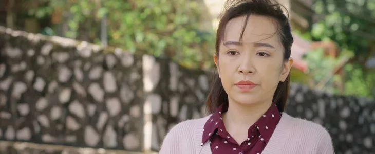 Dưới bóng cây hạnh phúc - Tập 10: Anh sửa xe hơn 40 tuổi mới có tí tình yêu lại thất tình - Ảnh 6. Dưới bóng cây hạnh phúc - Tập 10: Anh sửa xe hơn 40 tuổi mới có tí tình yêu lại thất tình - Ảnh 6.