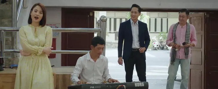 Dưới bóng cây hạnh phúc: Vợ chăm chồng từ chân tơ kẽ tóc, nhưng lại mất cảnh giác ở điểm này - Ảnh 3. Dưới bóng cây hạnh phúc: Vợ chăm chồng từ chân tơ kẽ tóc, nhưng lại mất cảnh giác ở điểm này - Ảnh 3.