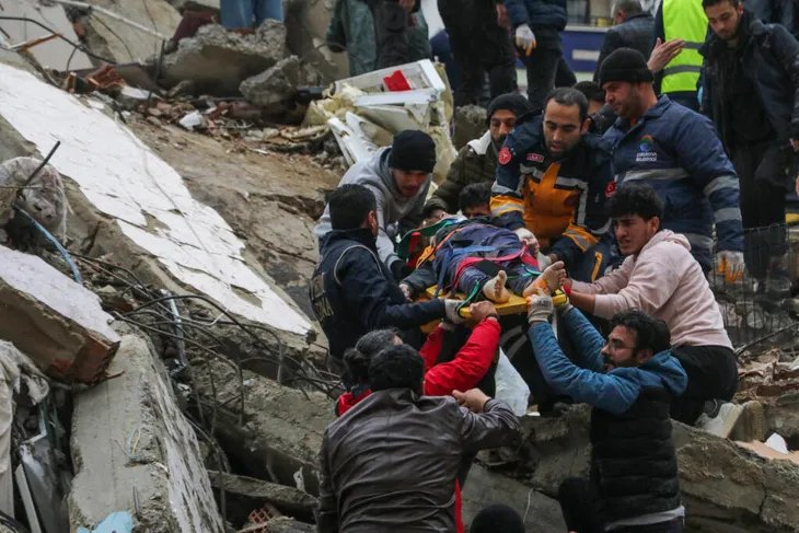 Khủng hoảng chồng khủng hoảng sau thảm họa động đất ở Thổ Nhĩ Kỳ - Syria - Ảnh 1. Khủng hoảng chồng khủng hoảng sau thảm họa động đất ở Thổ Nhĩ Kỳ - Syria - Ảnh 1.
