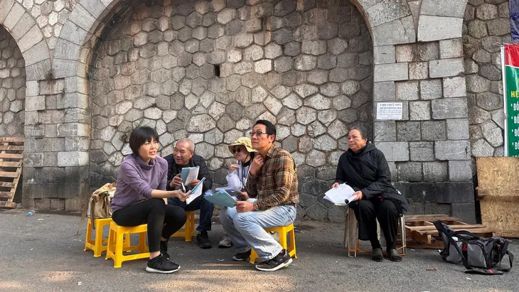 Những hình ảnh hậu trường đầu tiên trong phim mới của đạo diễn Danh Dũng - Ảnh 6.
