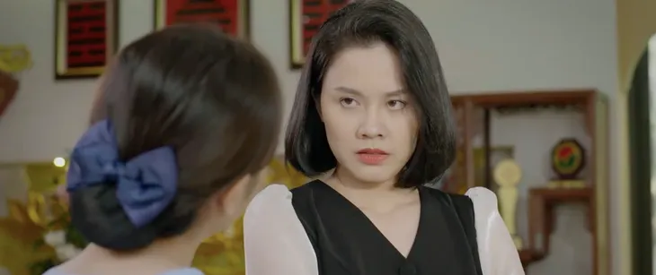 Dưới bóng cây hạnh phúc. - Tập 11: Tố không nỡ để Tơ chịu khổ một mình, rút lại lời nói chia tay - Ảnh 26. Dưới bóng cây hạnh phúc. - Tập 11: Tố không nỡ để Tơ chịu khổ một mình, rút lại lời nói chia tay - Ảnh 26.