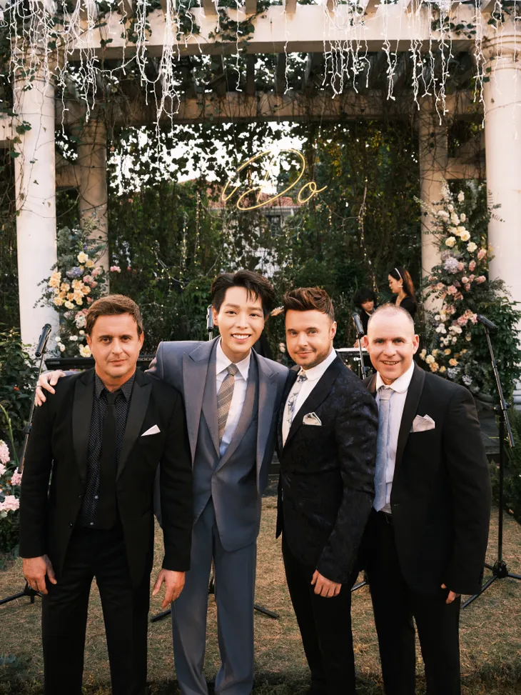 Đức Phúc tung MV Em Đồng Ý hợp tác boyband quốc tế 911 - Ảnh 3. Đức Phúc tung MV Em Đồng Ý hợp tác boyband quốc tế 911 - Ảnh 3.