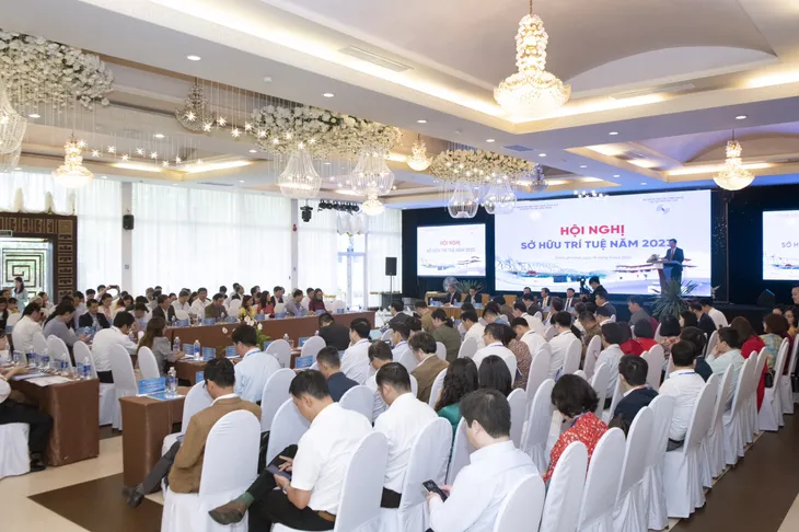 Hoàn thiện hành lang pháp lý để biến tri thức, tài sản trí tuệ thành của cải vật chất, phát triển xã hội - Ảnh 1. Hoàn thiện hành lang pháp lý để biến tri thức, tài sản trí tuệ thành của cải vật chất, phát triển xã hội - Ảnh 1.