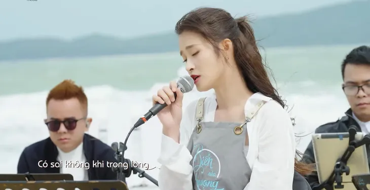 Đông Nhi, Hòa Minzy so kè giọng hát với bản hit Giữ em đi - Ảnh 2. Đông Nhi, Hòa Minzy so kè giọng hát với bản hit Giữ em đi - Ảnh 2.