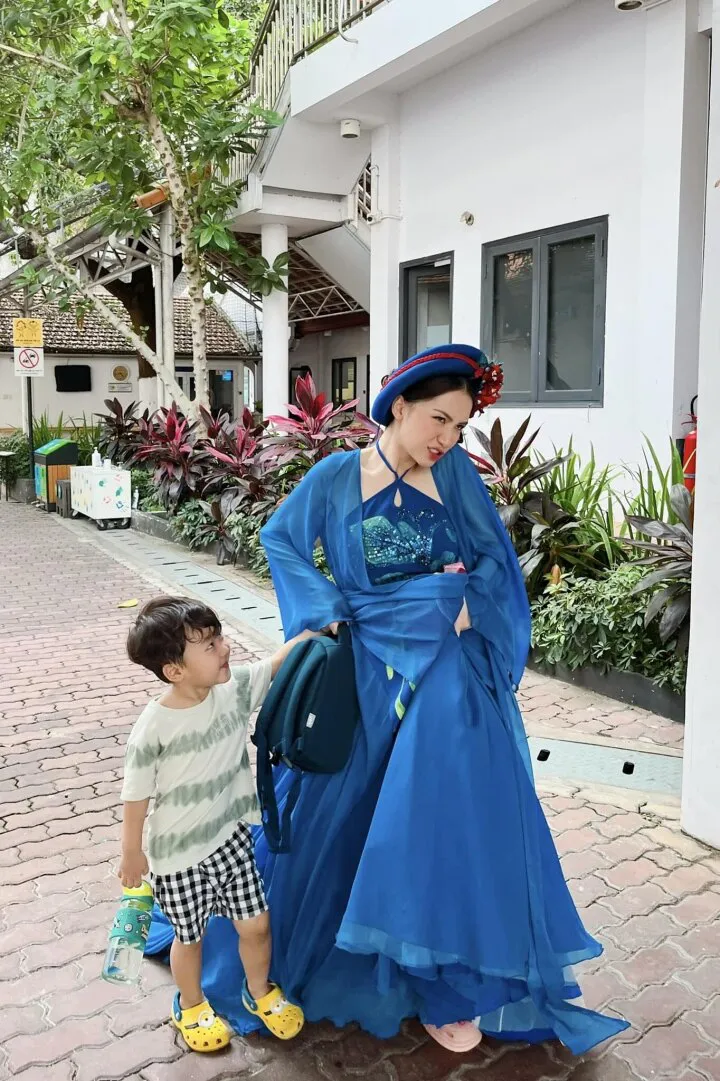 Sao Việt ngày 10/3: Mỹ Tâm tung poster phim, Diva Thanh Lam đẹp mặn mà - Ảnh 3. Sao Việt ngày 10/3: Mỹ Tâm tung poster phim, Diva Thanh Lam đẹp mặn mà - Ảnh 3.