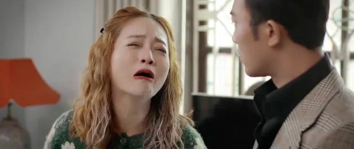 Gia đình mình vui bất thình lình - Tập 2: Hà là trung tâm rắc rối, làm loạn nhà rồi lu loa ăn vạ - Ảnh 29. Gia đình mình vui bất thình lình - Tập 2: Hà là trung tâm rắc rối, làm loạn nhà rồi lu loa ăn vạ - Ảnh 29.