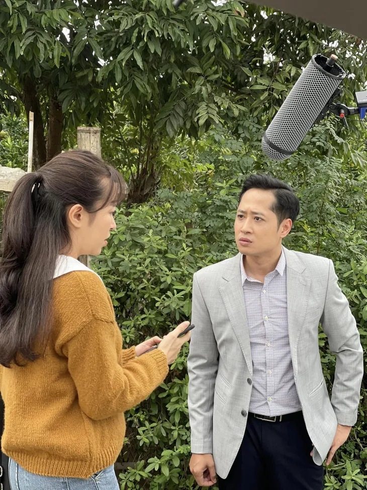 Sau loạt vai ông chồng hãm, Mạnh Hưng mong có vai ngầu đét - Ảnh 5. Sau loạt vai ông chồng hãm, Mạnh Hưng mong có vai ngầu đét - Ảnh 5.