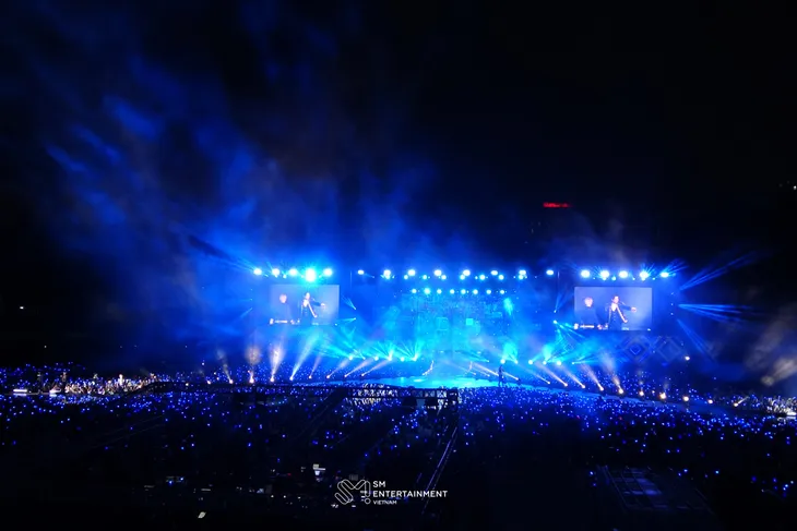 Show diễn của Super Junior tại Việt Nam thành công rực rỡ - Ảnh 5. Show diễn của Super Junior tại Việt Nam thành công rực rỡ - Ảnh 5.