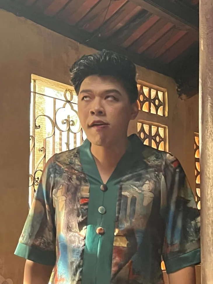 Gia đình mình vui bất thình lình: Trung ruồi hội ngộ Khả Ngân - Thanh Sơn - Ảnh 12. Gia đình mình vui bất thình lình: Trung ruồi hội ngộ Khả Ngân - Thanh Sơn - Ảnh 12.