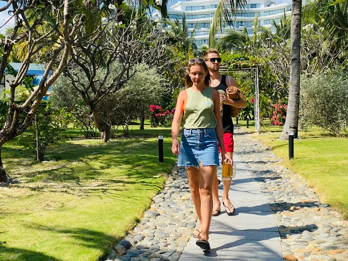 Đánh bắt xa bờ” để phục hồi du lịch - Ảnh 1. Đánh bắt xa bờ” để phục hồi du lịch - Ảnh 1.