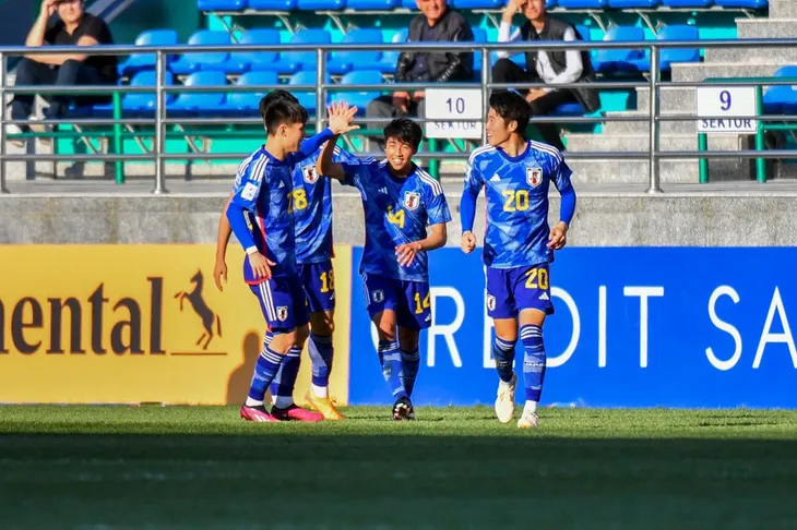 Thắng kịch tính U20 Nhật Bản, U20 Iraq vào chung kết U20 châu Á 2023 - Ảnh 3. Thắng kịch tính U20 Nhật Bản, U20 Iraq vào chung kết U20 châu Á 2023 - Ảnh 3.