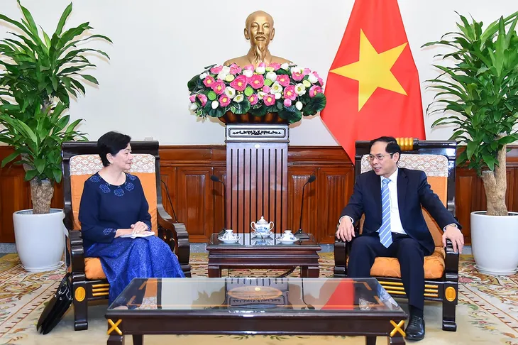 Campuchia mong muốn Việt Nam chia sẻ kinh nghiệm tổ chức SEA Games 32 - Ảnh 2. Campuchia mong muốn Việt Nam chia sẻ kinh nghiệm tổ chức SEA Games 32 - Ảnh 2.