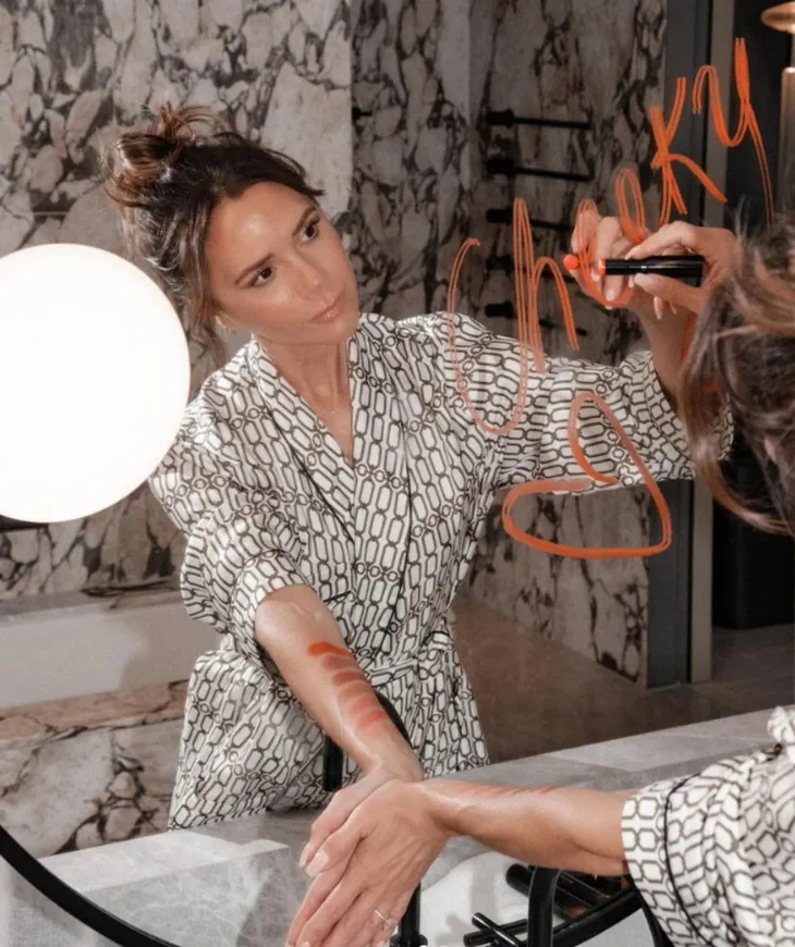 Tiết lộ chế độ chăm sóc sức khỏe của Victoria Beckham - Ảnh 5. Tiết lộ chế độ chăm sóc sức khỏe của Victoria Beckham - Ảnh 5.