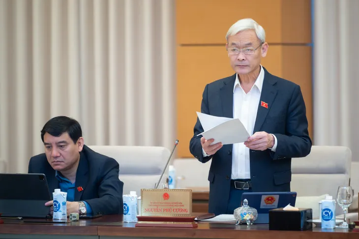Sớm đưa giá xăng dầu vận hành hoàn toàn theo quy luật thị trường - Ảnh 1. Sớm đưa giá xăng dầu vận hành hoàn toàn theo quy luật thị trường - Ảnh 1.