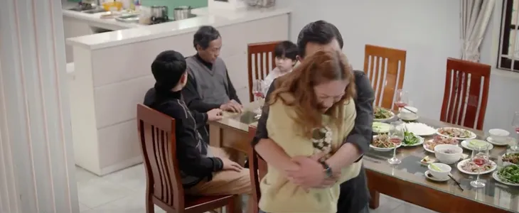 Gia đình mình vui bất thình lình - Tập 3: Hà lại mắc tội lớn, cả nhà gánh hậu quả - Ảnh 16. Gia đình mình vui bất thình lình - Tập 3: Hà lại mắc tội lớn, cả nhà gánh hậu quả - Ảnh 16.
