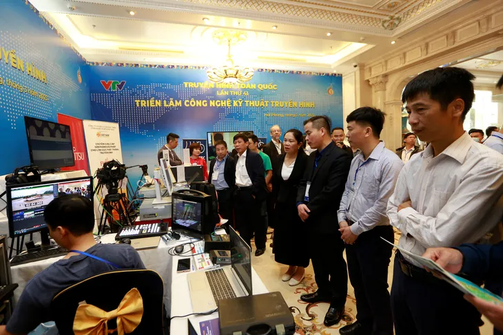 Triển lãm Công nghệ kỹ thuật truyền hình thu hút đông đảo khách tham quan - Ảnh 5. Triển lãm Công nghệ kỹ thuật truyền hình thu hút đông đảo khách tham quan - Ảnh 5.