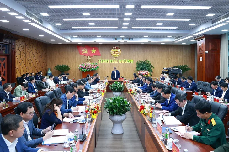 Thủ tướng Phạm Minh Chính làm việc với Ban Thường vụ Tỉnh ủy Hải Dương - Ảnh 2. Thủ tướng Phạm Minh Chính làm việc với Ban Thường vụ Tỉnh ủy Hải Dương - Ảnh 2.