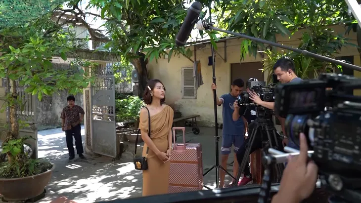 Diễn viên Hồng Ánh: Phim dự thi LHTHTQ phong phú về đề tài - Ảnh 2. Diễn viên Hồng Ánh: Phim dự thi LHTHTQ phong phú về đề tài - Ảnh 2.