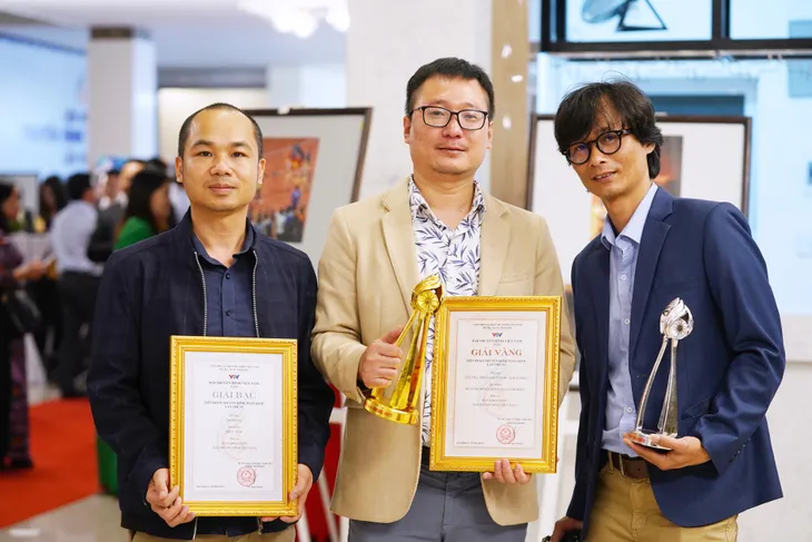 Nhà báo Phạm Xuân Hùng: Giải thưởng tại Liên hoan Truyền hình toàn quốc là niềm vinh dự, động viên, khích lệ cho cả ekip - Ảnh 2. Nhà báo Phạm Xuân Hùng: Giải thưởng tại Liên hoan Truyền hình toàn quốc là niềm vinh dự, động viên, khích lệ cho cả ekip - Ảnh 2.