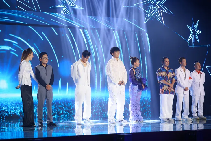 Nam Em remix Dạ cổ hoài lang bị ca sĩ Thanh Hà chê hời hợt - Ảnh 1. Nam Em remix Dạ cổ hoài lang bị ca sĩ Thanh Hà chê hời hợt - Ảnh 1.