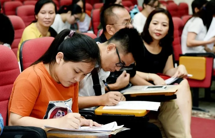Ý nghĩa thực sự của bằng đại học là gì? - Ảnh 1. Ý nghĩa thực sự của bằng đại học là gì? - Ảnh 1.