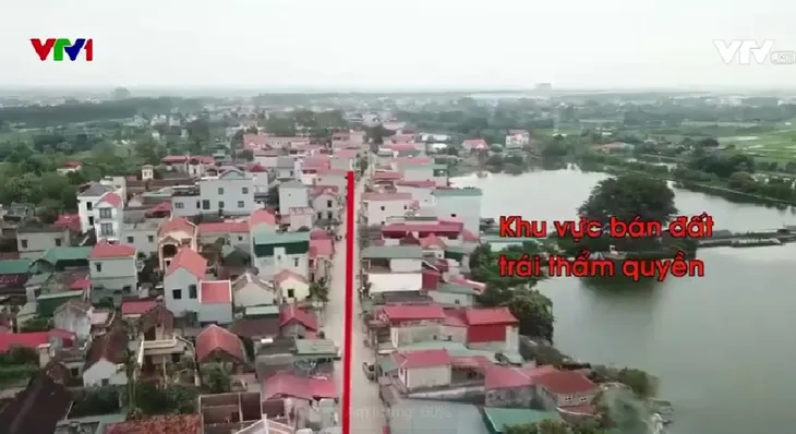 Giữ sổ đỏ hơn 20 năm không trả cho người dân: Vướng mắc ở đâu? - Ảnh 1. Giữ sổ đỏ hơn 20 năm không trả cho người dân: Vướng mắc ở đâu? - Ảnh 1.
