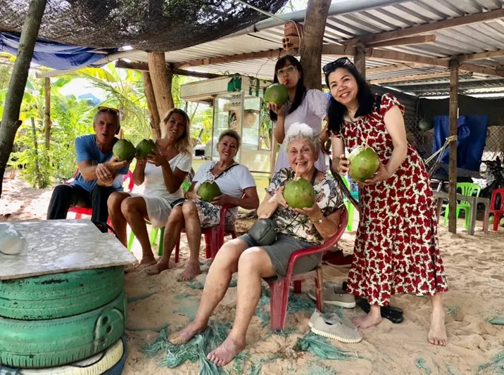 Du lịch Sông Công – Nghệ thuật điêu khắc Combo Du lịch - Ảnh 2. Du lịch Sông Công – Nghệ thuật điêu khắc Combo Du lịch - Ảnh 2.