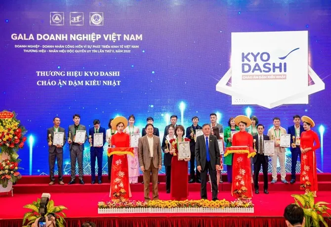 Giải cứu cha mẹ khỏi cuộc chiến ăn dặm - Ảnh 5. Giải cứu cha mẹ khỏi cuộc chiến ăn dặm - Ảnh 5.