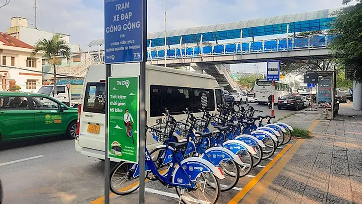 Đà Nẵng: Trải nghiệm dịch vụ xe đạp công cộng - Ảnh 1. Đà Nẵng: Trải nghiệm dịch vụ xe đạp công cộng - Ảnh 1.