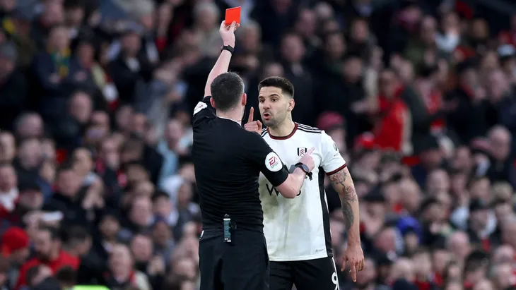 Aleksandar Mitrovic có thể bị cấm thi đấu dài hạn - Ảnh 1. Aleksandar Mitrovic có thể bị cấm thi đấu dài hạn - Ảnh 1.