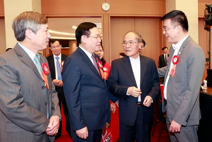 Kỷ niệm 20 năm thành lập Ban Công tác đại biểu - Ảnh 1. Kỷ niệm 20 năm thành lập Ban Công tác đại biểu - Ảnh 1.