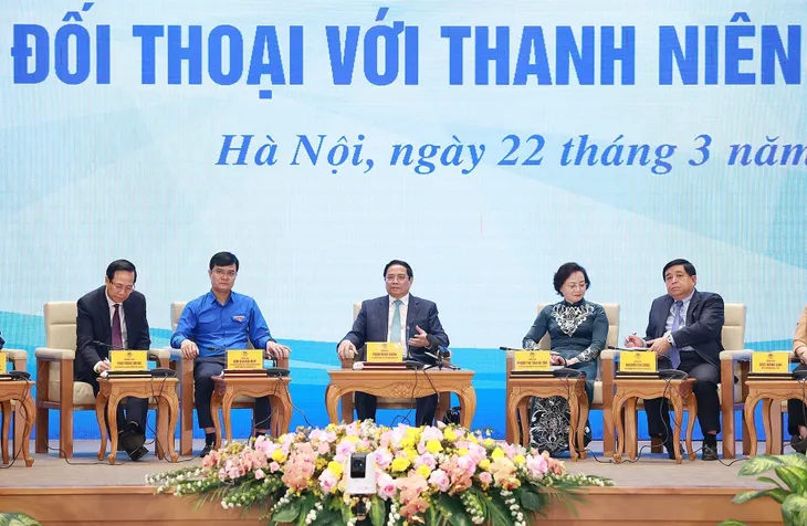 Thủ tướng đề nghị thanh niên Việt Nam thực hiện 5 việc tiên phong - Ảnh 1. Thủ tướng đề nghị thanh niên Việt Nam thực hiện 5 việc tiên phong - Ảnh 1.