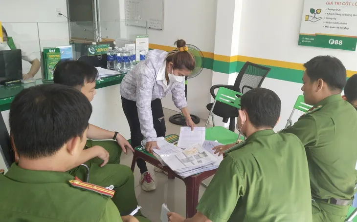 Bạc Liêu: Kiểm tra 8 điểm giao dịch của F88 trên địa bàn - Ảnh 1. Bạc Liêu: Kiểm tra 8 điểm giao dịch của F88 trên địa bàn - Ảnh 1.